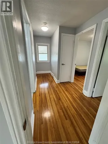 931 Randolph Avenue Windsor ON N9B 2V1