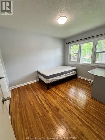 931 Randolph Avenue Windsor ON N9B 2V1