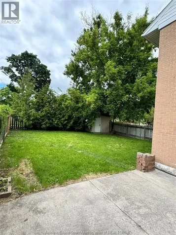 931 Randolph Avenue Windsor ON N9B 2V1