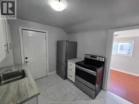 1106-1108 Elm Avenue Windsor ON N9A 5H7