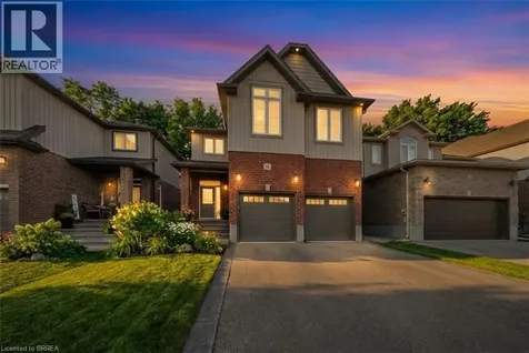 32 Arlington Parkway Paris ON N3L 0G2