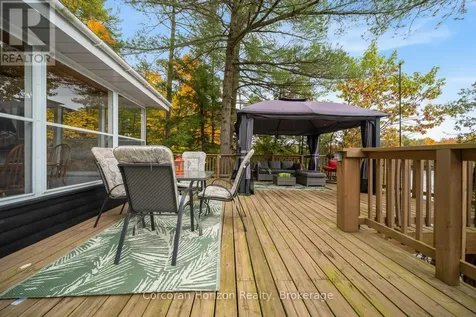 26 Sharon Park Drive Mckellar ON P0G 1C0