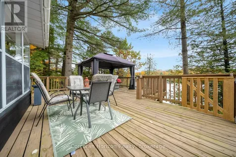 26 Sharon Park Drive Mckellar ON P0G 1C0