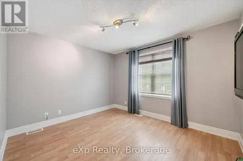 18 Jasper Heights Private Puslinch ON N0B 2C0