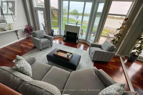 13 Cranberry Quay Collingwood ON L9Y 5C2