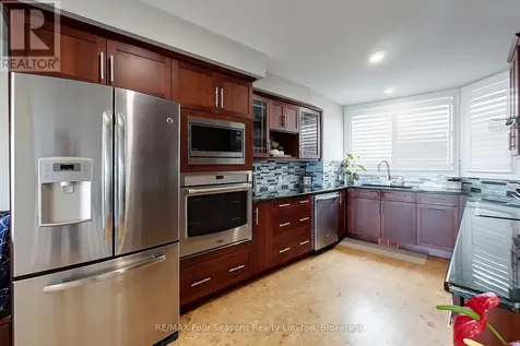 13 Cranberry Quay Collingwood ON L9Y 5C2