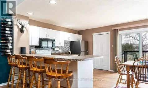 470 Oxbow Crescent Collingwood ON L9Y 5B4