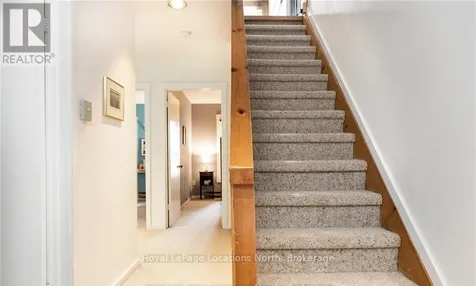 470 Oxbow Crescent Collingwood ON L9Y 5B4