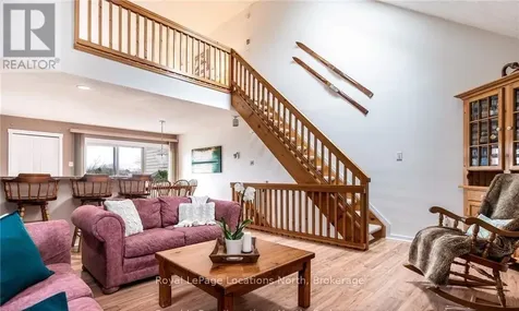 470 Oxbow Crescent Collingwood ON L9Y 5B4