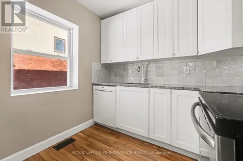 975 Sheridan Avenue Ottawa ON K1Z 6M4
