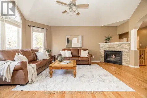 25 Kyle Avenue Ottawa ON K2S 1G9