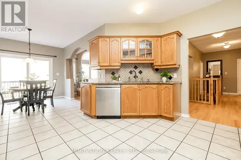 25 Kyle Avenue Ottawa ON K2S 1G9