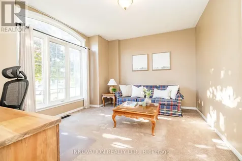 25 Kyle Avenue Ottawa ON K2S 1G9