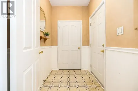 25 Kyle Avenue Ottawa ON K2S 1G9