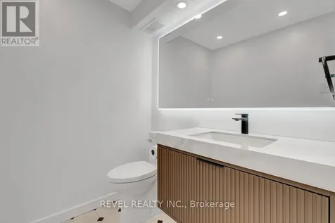 556 Laurier Avenue West Ottawa ON K1R 7X2
