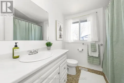420 A Moodie Drive West Ottawa ON K2H 8A6