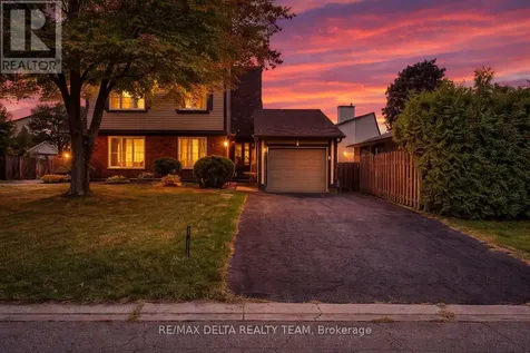 427 Mockingbird Drive Ottawa ON K1E 2A8