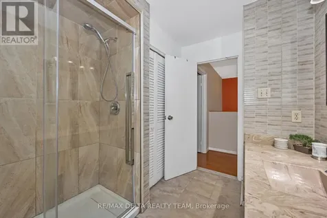 427 Mockingbird Drive Ottawa ON K1E 2A8