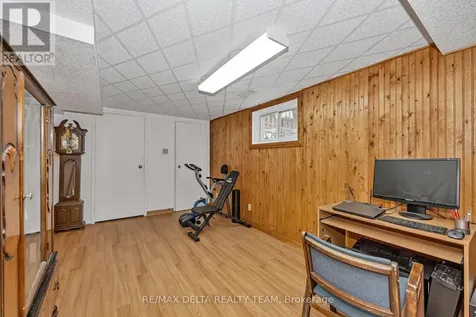 427 Mockingbird Drive Ottawa ON K1E 2A8