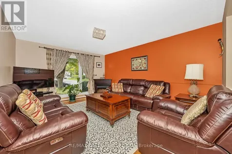 427 Mockingbird Drive Ottawa ON K1E 2A8