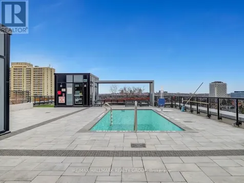 560 Rideau Street Ottawa ON K1N 0G3