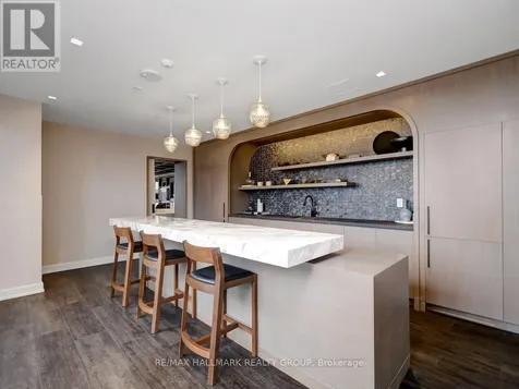 560 Rideau Street Ottawa ON K1N 0G3