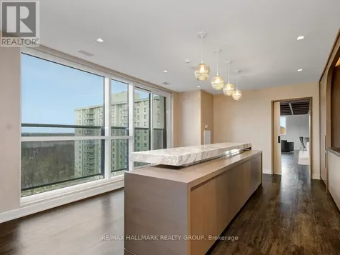 560 Rideau Street Ottawa ON K1N 0G3