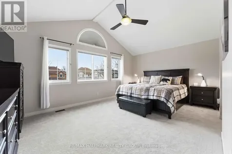22 Oak Grove Street Ottawa ON K2G 6R4