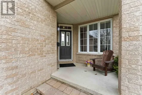 22 Oak Grove Street Ottawa ON K2G 6R4