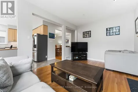 22 Oak Grove Street Ottawa ON K2G 6R4