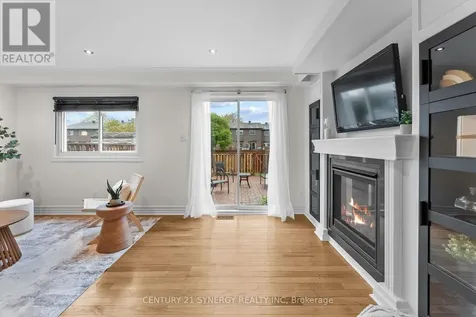 1536 Queensdale Avenue Ottawa ON K1T 1R7