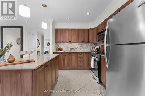 1536 Queensdale Avenue Ottawa ON K1T 1R7