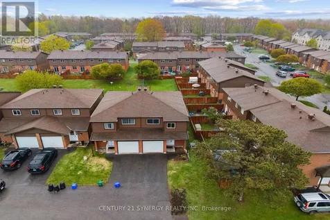 1536 Queensdale Avenue Ottawa ON K1T 1R7