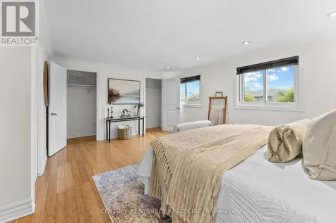 1536 Queensdale Avenue Ottawa ON K1T 1R7
