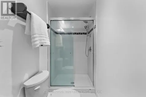 1536 Queensdale Avenue Ottawa ON K1T 1R7