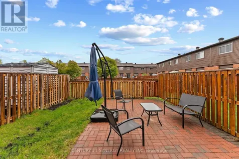 1536 Queensdale Avenue Ottawa ON K1T 1R7
