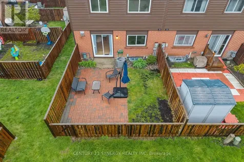 1536 Queensdale Avenue Ottawa ON K1T 1R7