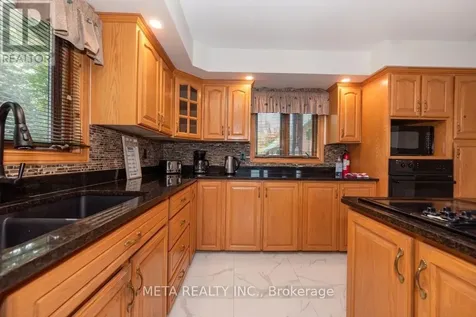 800 Forest Park Road Laurentian Valley ON K8A 6W2