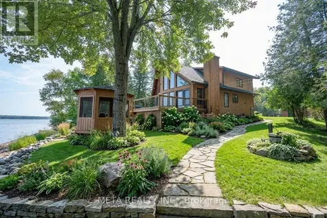 800 Forest Park Road Laurentian Valley ON K8A 6W2