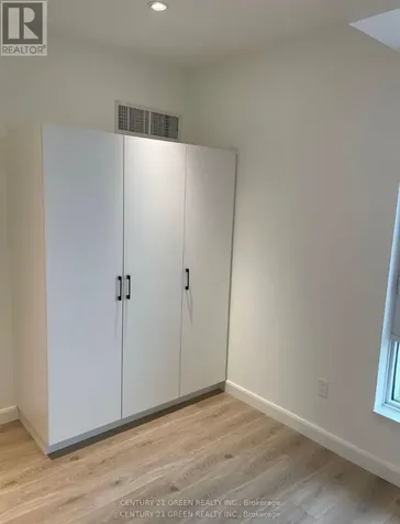 741 King Street West Kitchener ON N2G 0E9