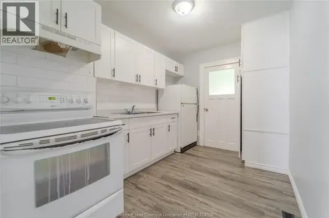 1124 Mercer Street Windsor ON N9A 1N9