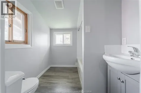 1124 Mercer Street Windsor ON N9A 1N9