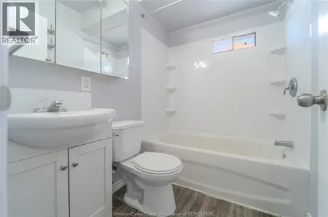 1124 Mercer Street Windsor ON N9A 1N9