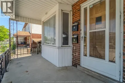 1124 Mercer Street Windsor ON N9A 1N9