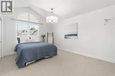 815 Carriage Way Sarnia ON N7W 0A5