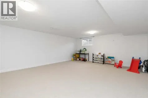 815 Carriage Way Sarnia ON N7W 0A5