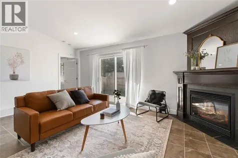 815 Carriage Way Sarnia ON N7W 0A5