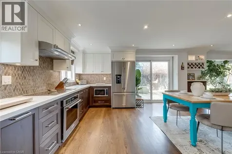 3311 Springvale Court Burlington ON L7M 3Y6