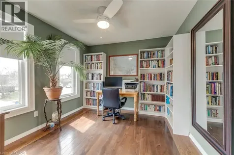 3311 Springvale Court Burlington ON L7M 3Y6