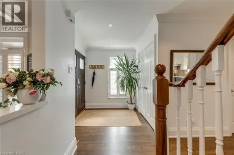 3311 Springvale Court Burlington ON L7M 3Y6